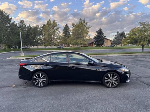 2019 Nissan Altima 2.5 SR