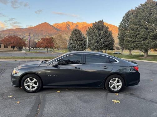 2017 Chevrolet Malibu 1LS