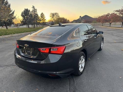 2017 Chevrolet Malibu 1LS