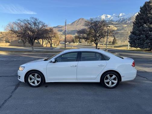 2013 Volkswagen Passat 2.5 SE