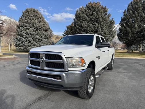 2018 RAM 2500 Tradesman Crew Cab 4x4 8' Box