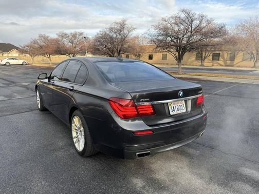 2013 BMW 750 i xDrive