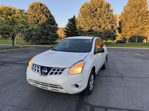 Pearl White 2011 Nissan Rogue S