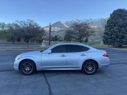 2014 INFINITI Q70 3.7X