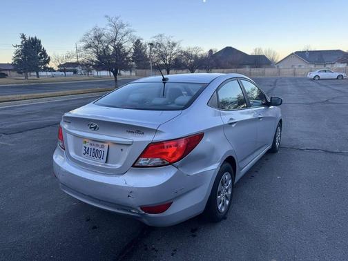 2017 Hyundai Accent SE