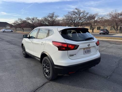 2018 Nissan Rogue Sport S