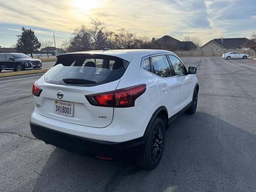 2018 Nissan Rogue Sport S