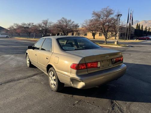 2001 Toyota Camry LE