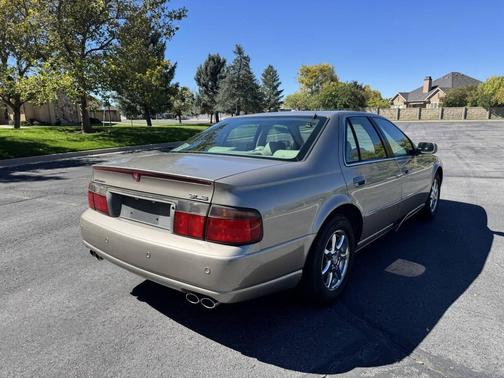 2002 Cadillac Seville Base