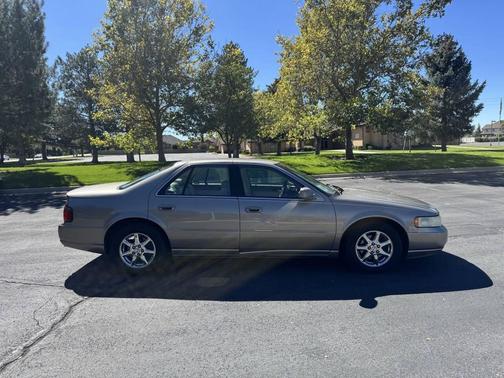 2002 Cadillac Seville Base
