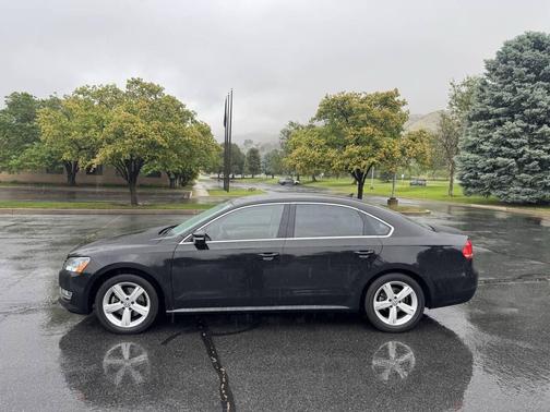 Black Uni 2015 Volkswagen Passat 1.8T Limited Edition