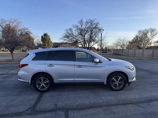 2019 INFINITI QX60 Pure