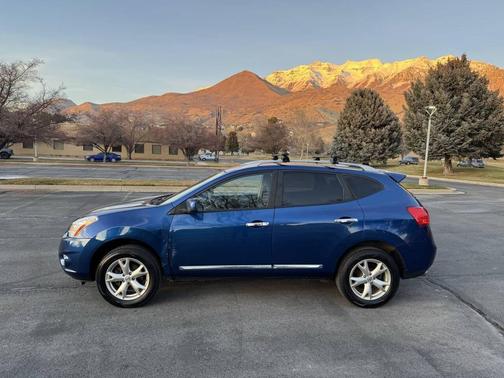 2011 Nissan Rogue SV
