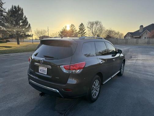 2015 Nissan Pathfinder S