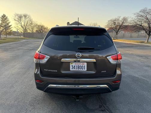 2015 Nissan Pathfinder S
