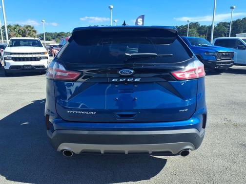 Atlas Blue Metallic 2022 Ford Edge Titanium
