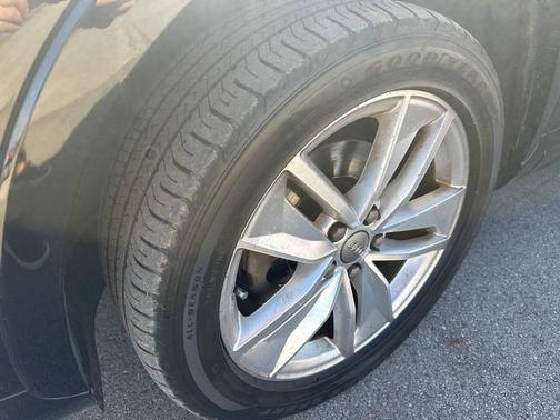 2017 Audi Q3 2.0T Premium