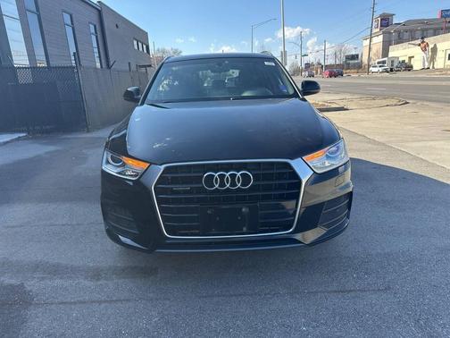 2017 Audi Q3 2.0T Premium