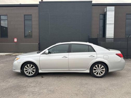 2011 Toyota Avalon Limited