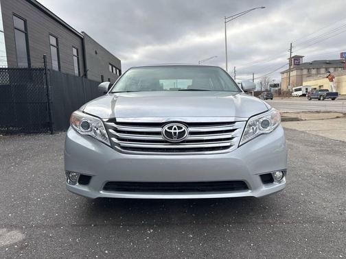 2011 Toyota Avalon Limited