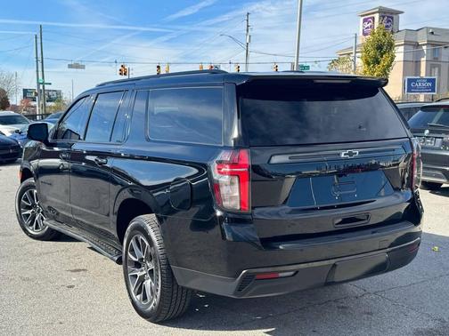 2021 Chevrolet Suburban 4WD Z71