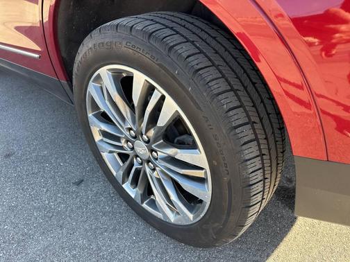 2019 Cadillac XT5 Premium Luxury