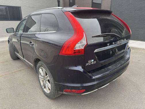 2017 Volvo XC60 T5 Inscription