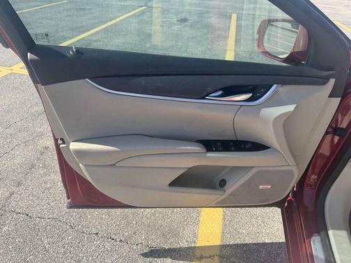 2013 Cadillac XTS Base