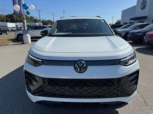 2025 Volkswagen Tiguan 2.0T SE R-Line Black 4MOTION