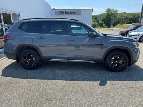 2025 Volkswagen Atlas 2.0T Peak Edition