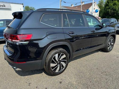 2025 Volkswagen Atlas 2.0T SE w/Technology 4MOTION