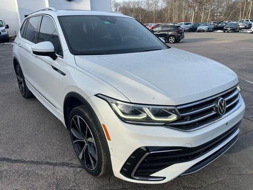 2023 Volkswagen Tiguan 2.0T SEL R-Line 4MOTION