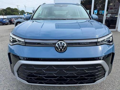 2025 Volkswagen Taos 1.5T SEL