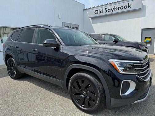 2025 Volkswagen Atlas 2.0T SE w/Technology 4MOTION