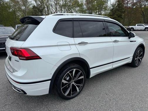 Opal White 2024 Volkswagen Tiguan 2.0T SEL R-Line 4MOTION