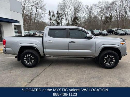 2016 Toyota Tacoma SR
