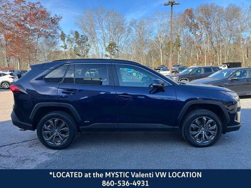 2022 Toyota RAV4 Hybrid XLE Premium