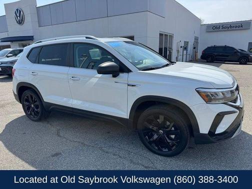 2023 Volkswagen Taos 1.5T SE