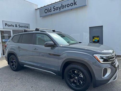 2025 Volkswagen Atlas 2.0T Peak Edition