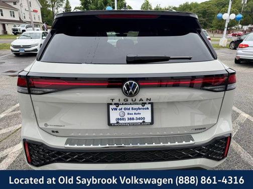 2025 Volkswagen Tiguan 2.0T SE R-Line Black 4MOTION