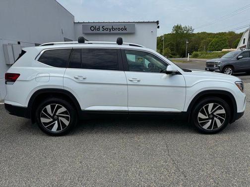 2025 Volkswagen Atlas 2.0T SEL