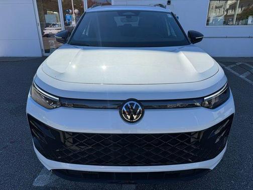 2026 Volkswagen Tiguan 2.0T SE R-Line Black 4MOTION