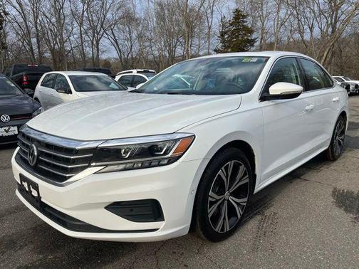 2020 Volkswagen Passat 2.0T SE