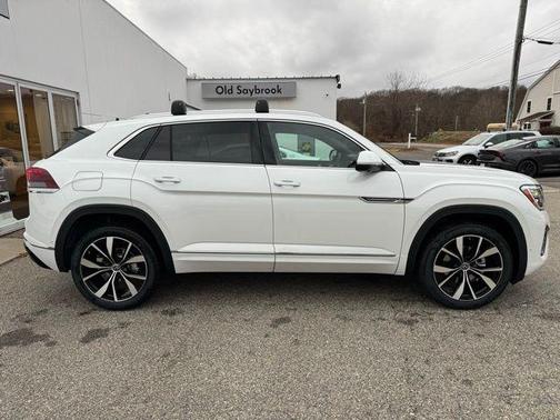 2026 Volkswagen Atlas Cross Sport 2.0T SEL Premium