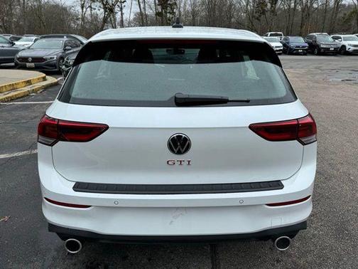 2024 Volkswagen Golf GTI 2.0T SE DSG