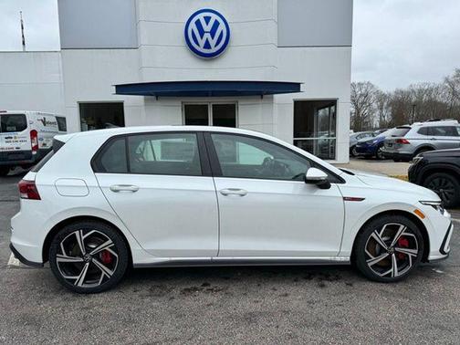 2024 Volkswagen Golf GTI 2.0T SE DSG