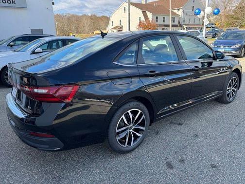 2026 Volkswagen Jetta 1.4T SE