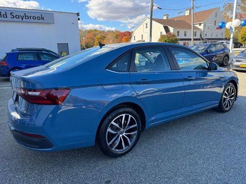 2025 Volkswagen Jetta 1.5T SE