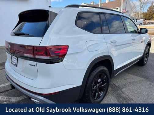 2025 Volkswagen Atlas 2.0T Peak Edition