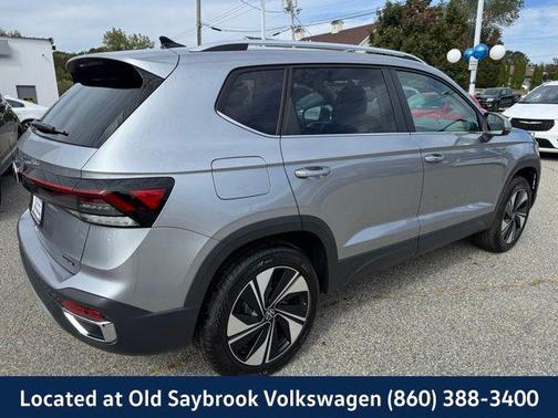 2025 Volkswagen Taos 1.5T SE